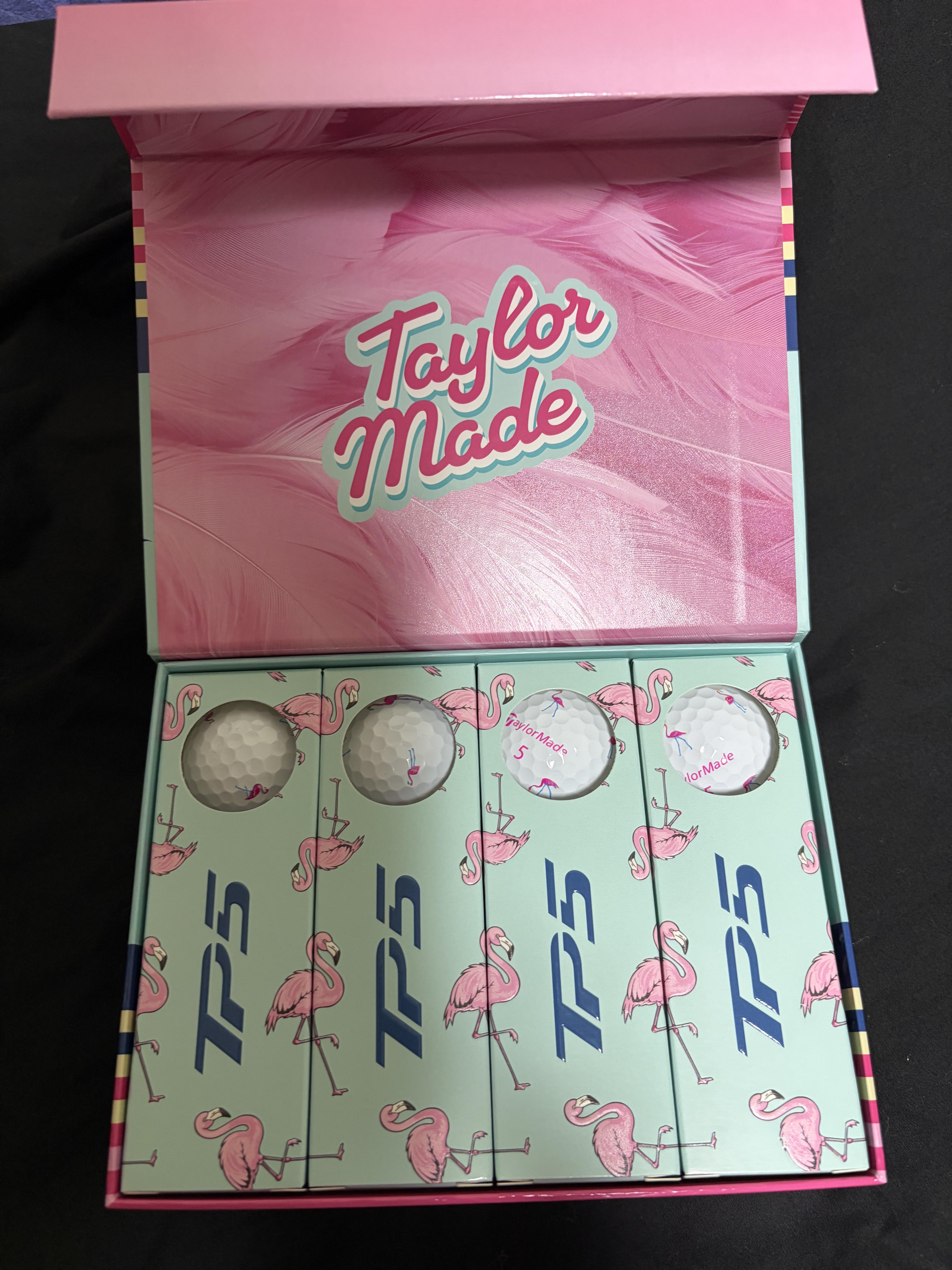 限定品】TP5/TP5x pix Flamingo Golf Balls