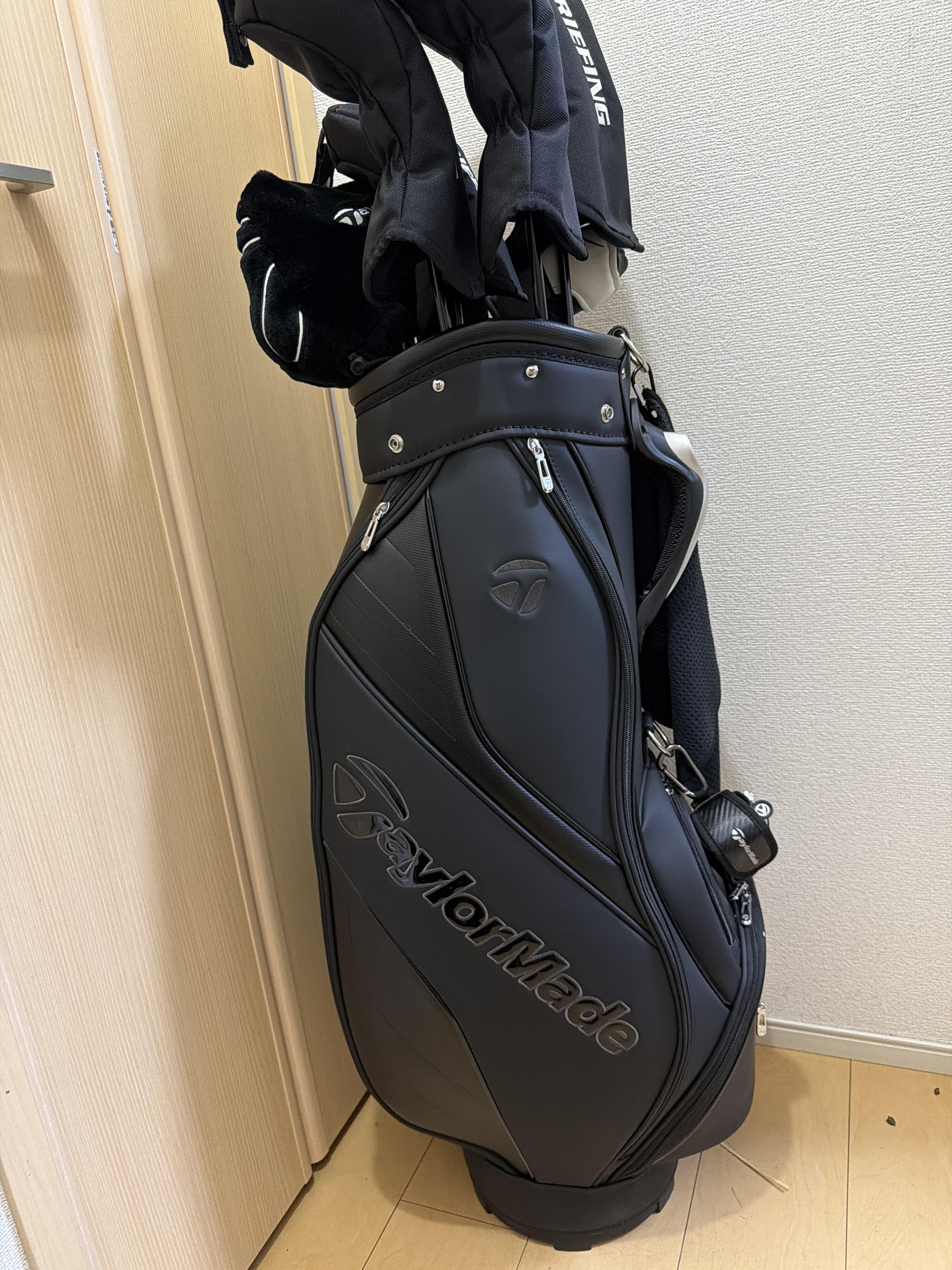 スポーツモダン キャディバッグ｜BAG | TaylorMade Golf